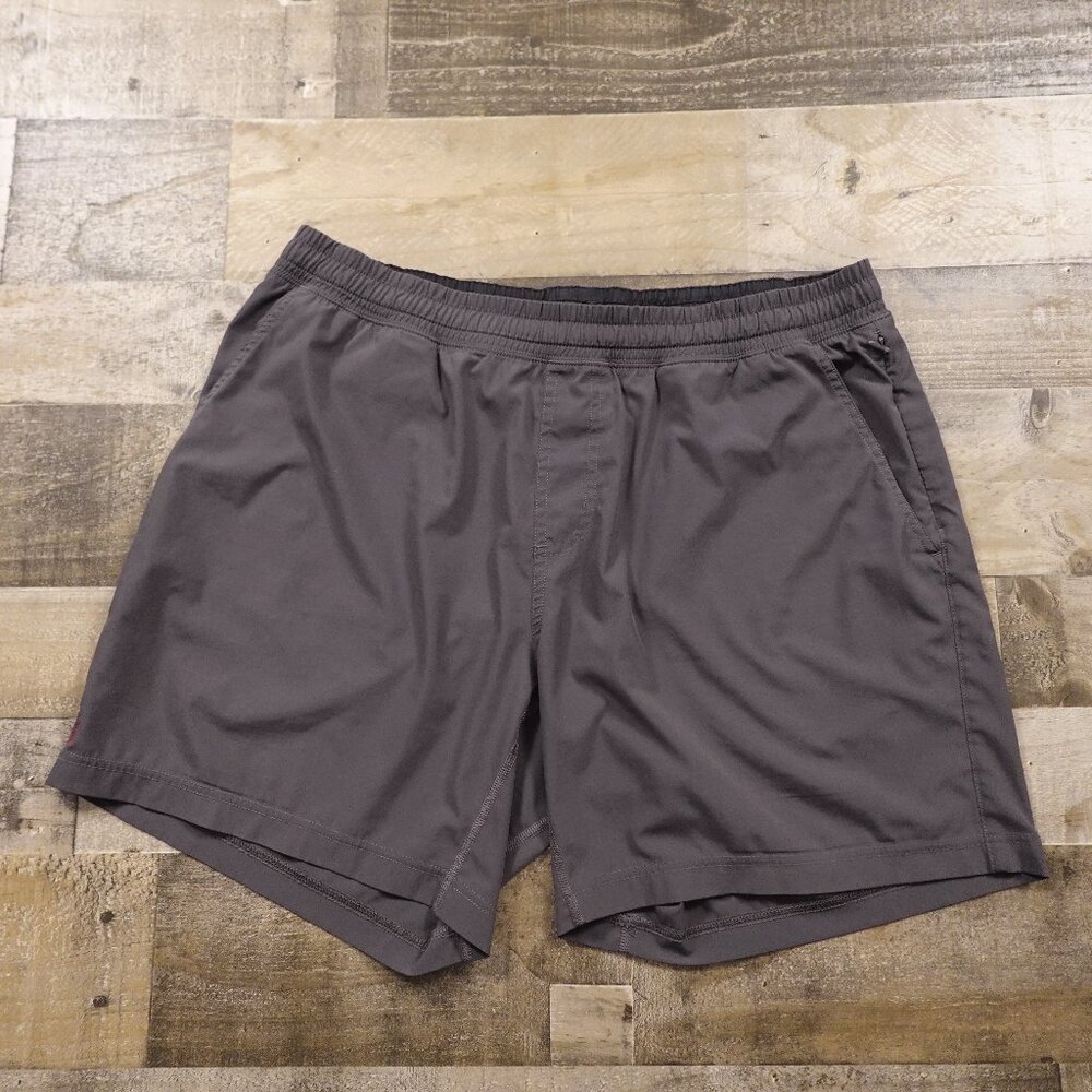 Rhone 7" Mako Short men's XL gray lightweight